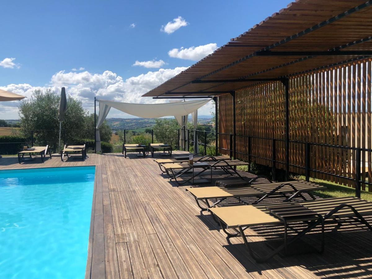 Solea Relais Di Charme- Adults Only Guest House Trecastelli Bagian luar foto