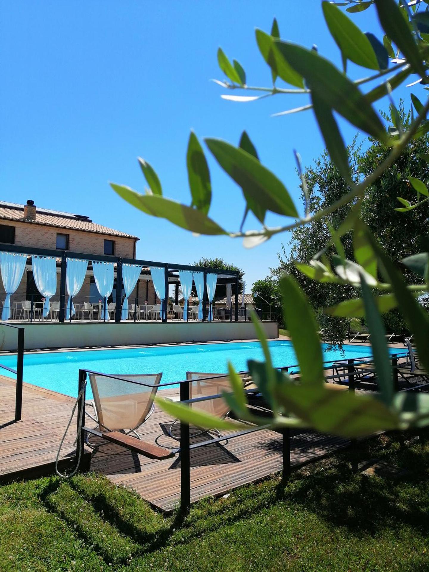 Solea Relais Di Charme- Adults Only Guest House Trecastelli Bagian luar foto