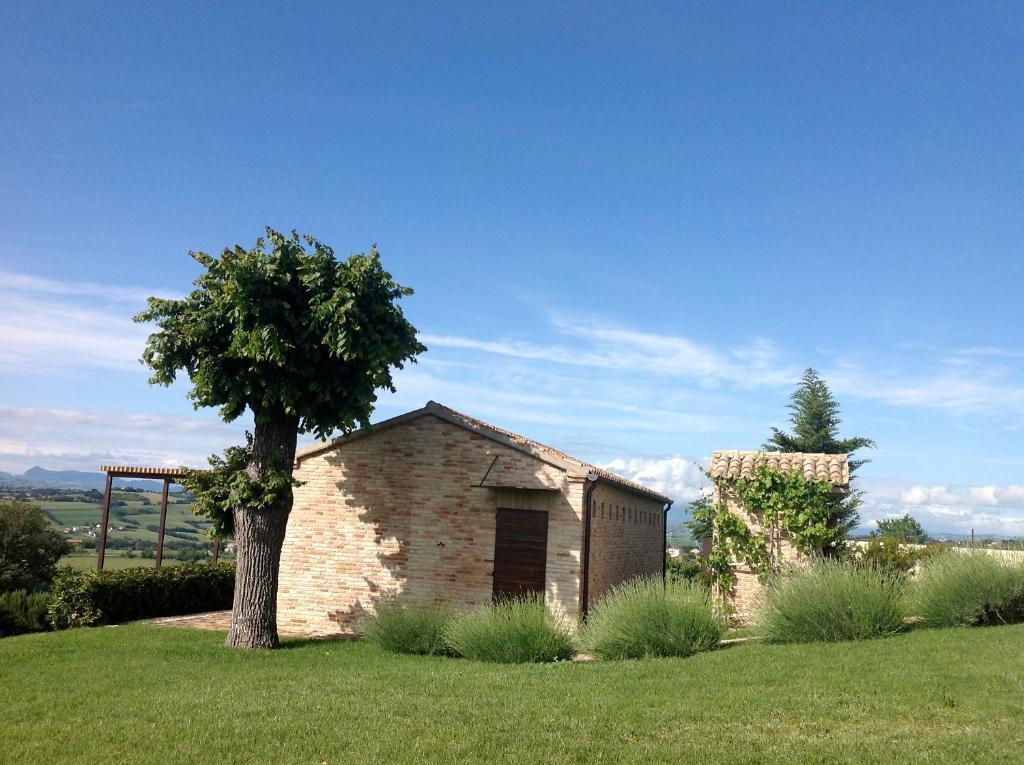 Solea Relais Di Charme- Adults Only Guest House Trecastelli Ruang foto