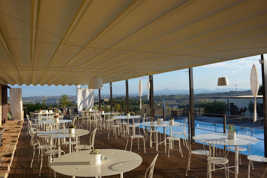 Solea Relais Di Charme- Adults Only Guest House Trecastelli Bagian luar foto